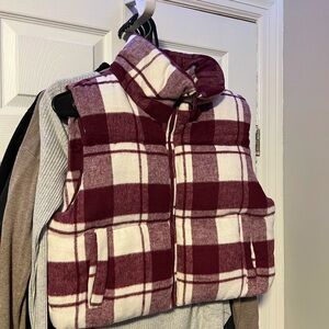 Plaid Puffer Vest  – Stoosh, M”